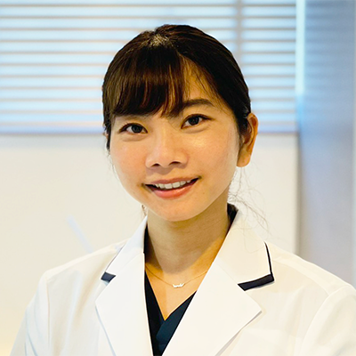 歯科医師　生形　奈緒子